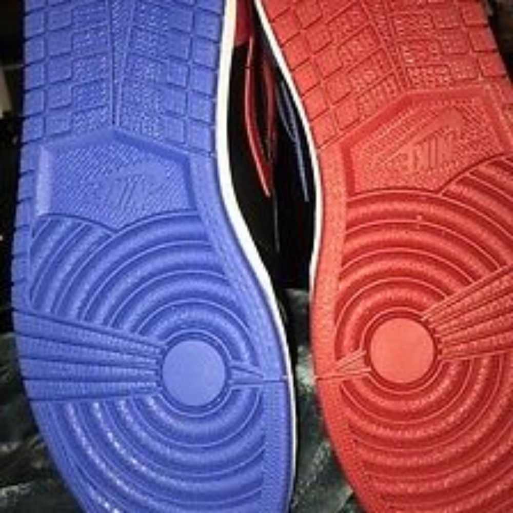 Retro 1 - Picture 2 of 4
